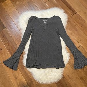 American Eagle Soft & Sexy Bell Sleeve Top